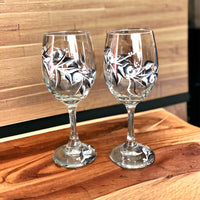 Black and White Rosebuds Wine Glasses (Set of 2)