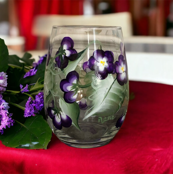 Purple Violets Wine Glass (Single Glass)