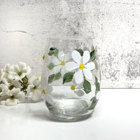 Hand Painted White Daisy Wine Glass (Single Glass)